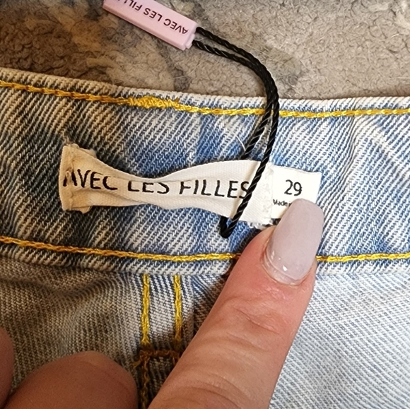 NWT AVEC LES FILLES straight leg highrise side slit light wash jeans size 29 (8) - Picture 4 of 16